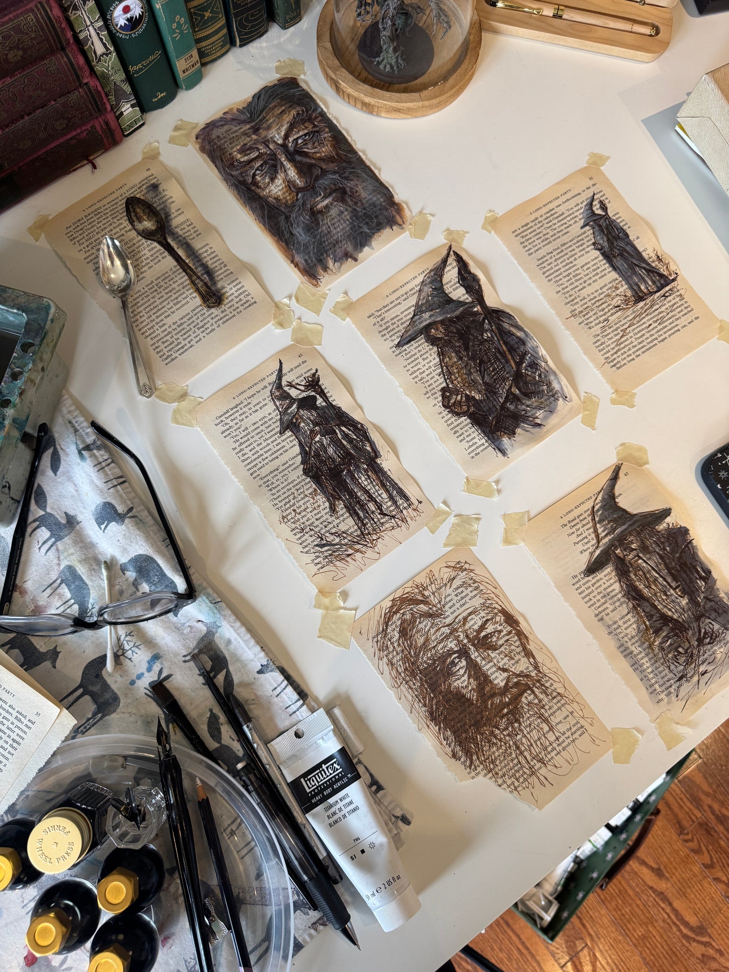 Hobbity Bookish Studies : The wizard, study in ink on p42