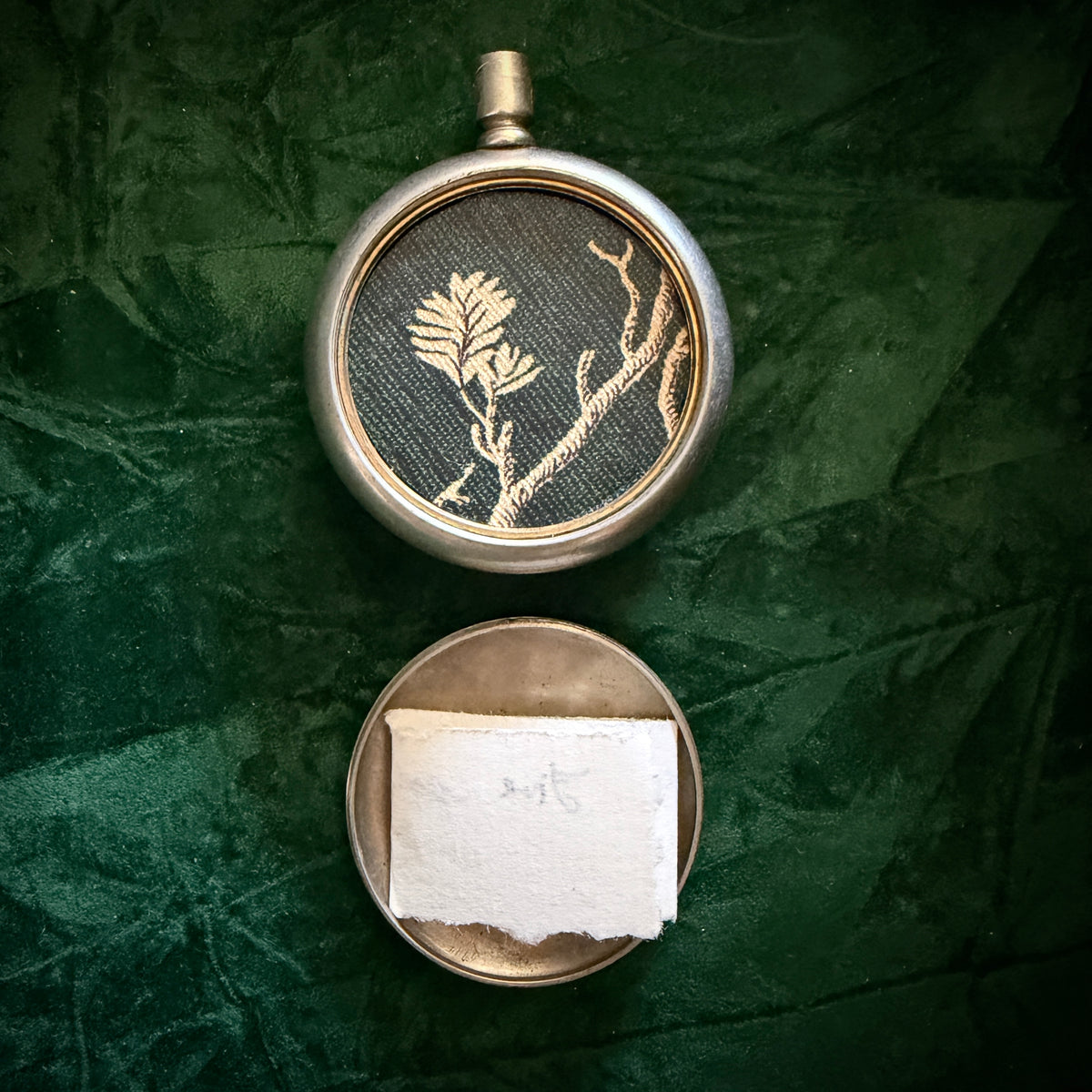 Magical Miniatures : The Professor - POCKET PORTRAIT 01