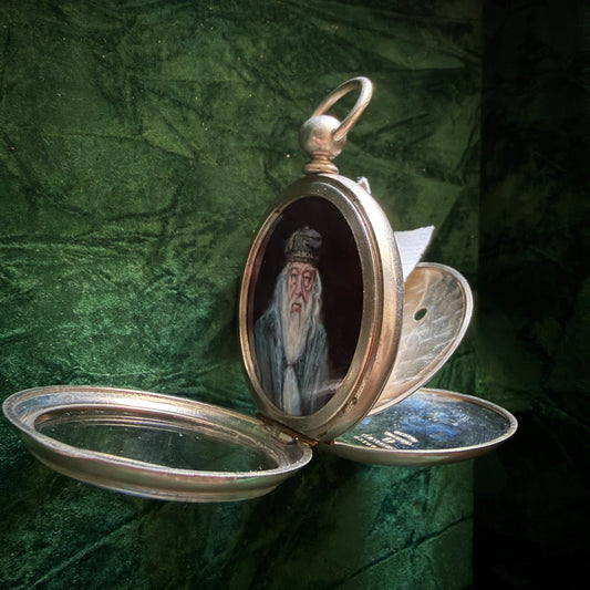 Magical Miniatures : The Headmaster - POCKET PORTRAIT 02