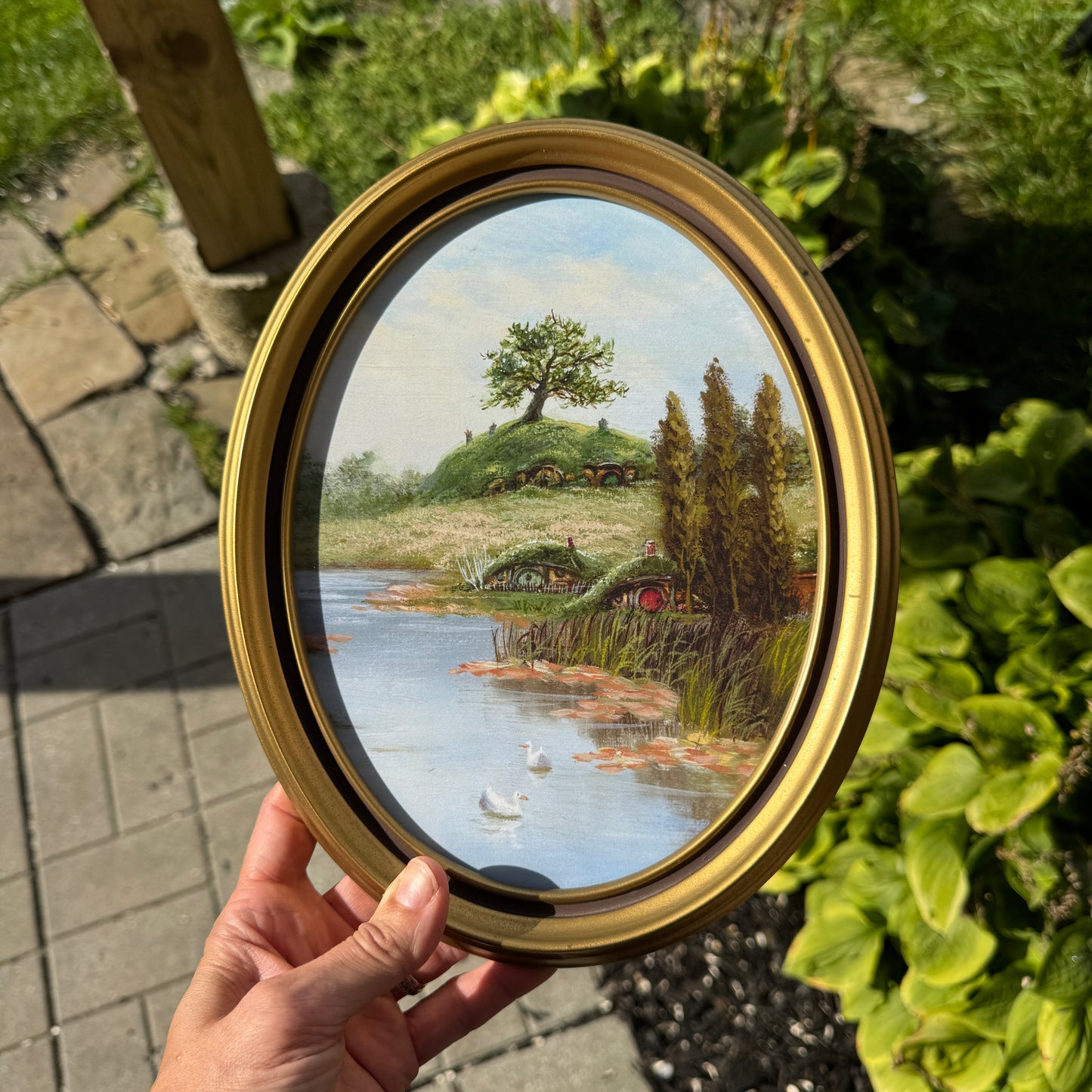 A Comfortable Neighbourhood - PRINT 8x10 in vintage frame