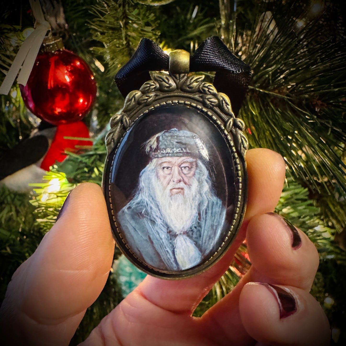 Magical Miniatures - ORNAMENTS The Headmaster
