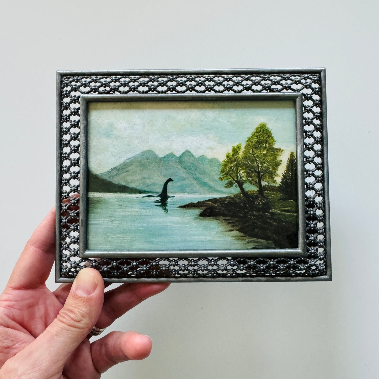 Nessie - PRINT 4x6 in metal frame