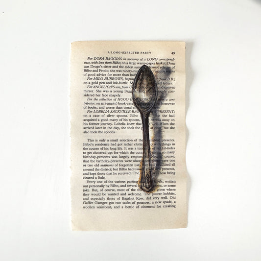 Hobbity Bookish Studies : A present for Lobelia, study in ink on p49